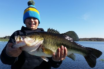 Orlando Bass Fishing Guide near Disney Orlando Bass Fishing Guide near Disney