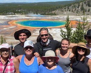 4 Person Full-Day PRIVATE Yellowstone Tour in a Raised Roof Van- Picnic Lunch