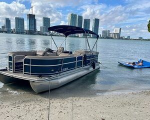 Pontoon Boat Rental