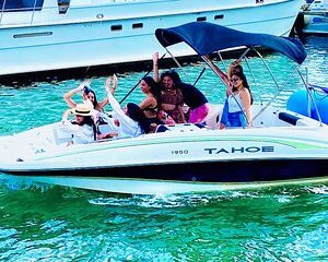 3-hour Fun Boat Rental with Captain in Miami