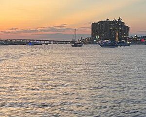 Destin Private Guided Sunset Cruise up to 6 Passengers