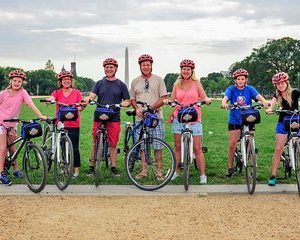 Private Group Monuments & Memorials Bike Tour