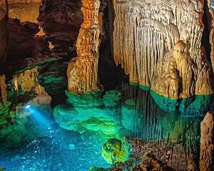 Luray Caverns Private Round Trip Transfer