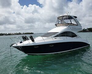 Miami Beach Private Tour Aboard 40ft Luxury Yacht with Captain!