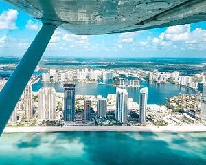 Miami Beach: Private South Beach Airplane Tour with drinks