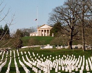 Private Arlington National Cemetery Tour Hallowed Grounds
