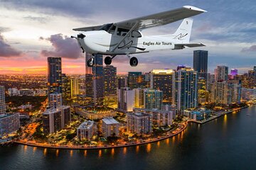 Save 16.00%! Eagles Air Tour: Private 45 Minute Plane Tour of Miami