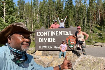 Private All-Day Tour of Yellowstone National Park