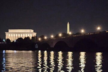 Save 10.00%! Customizable Private Night Tour of Washington DC