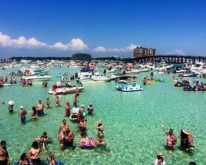 Private Captained Pontoon to Crab Island in Destin 3-6 Hrs.