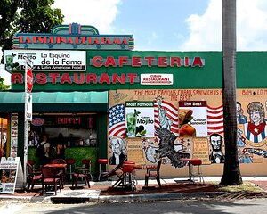 Miami City Highlights Tour with Hotel Pickup