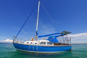 Caribbean Beaches Sailing Day Trip from Portobelo