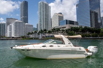 Save 10.00%! Explore Miami by Boat Rental