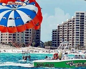 Parasailing Experience in Destin