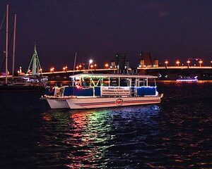 St. Augustine Champagne Cruise w Nights of Lights and Sunset Opt