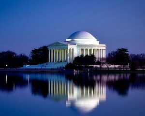 Tour of Iconic Monuments and Landmarks in Washington DC