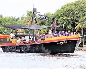 1-Hour Interactive Pirate Cruise (arrive 30 minutes early)