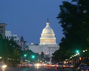 3-4 Hour Private DC City Moonlight Tour by Van