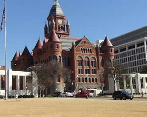 75 Min Dallas City Highlights Tour