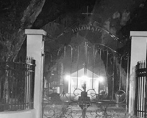 A Ghostly Encounter: A Haunting Golf Cart Tour of St. Augustine