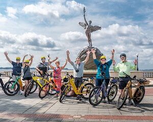 Electric Bike Art and Architecture Guided Tour in Jacksonville