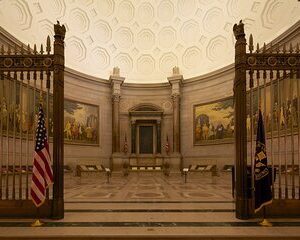Save 5.00%! National Archives + American History Museum Tour 8ppl Max
