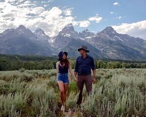 Yellowstone and Grand Teton National Parks Wildlife Adventure (2 Day/1 Night)