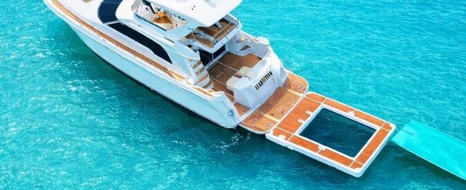 Miami Yacht Rental 55+ 2 Jet Ski | Miami Boat rentals