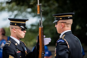 Save 20.00%! Arlington National Cemetery Walking Tour & Changing of the Guards