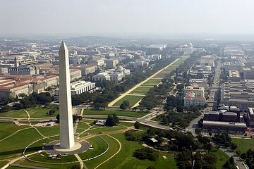 Save 5.00%! Washington Highlights Walking Tour with a Guide