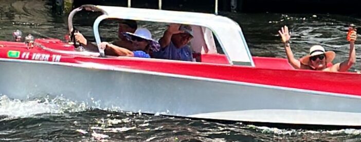2 Hour Classic Self Drive Boat Rental in Fort Lauderdale
