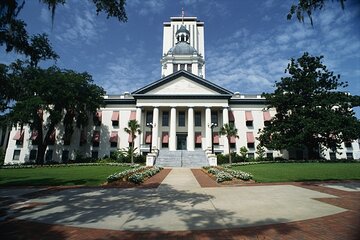Awesome Scavenger Hunt: The Best of Florida's Capital