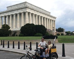 Essential Monuments & Memorials Tour