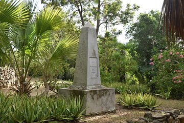 Historical attractions of Alexander Hamillton Mother's Gravesite