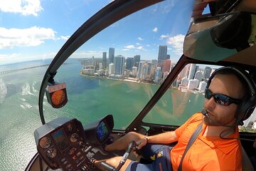 Miami Private Helicopter Tour: South Beach, Downtown & Islands