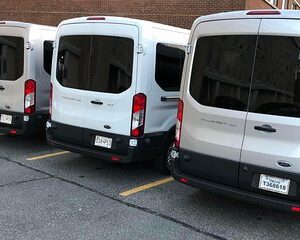 Mount Vernon Historical Walking Tour with Transportation from DC