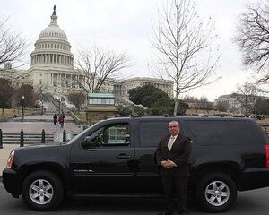 Private Multilingual DC City Tour (Spanish, Portuguese, English)