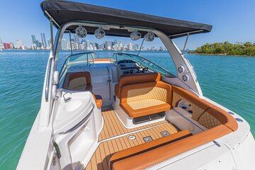 Save 10.00%! Explore Miami in Style: Private Boat Cruise with Captain