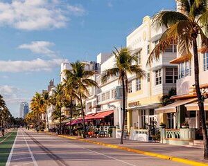 Save 9.99%! Start Here-Miami's Best & Only 6 hr VIP Full Day City Land Tour!