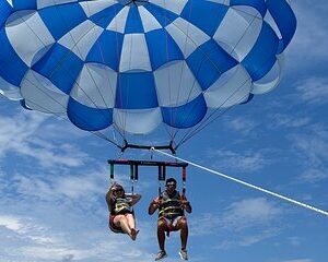 Sky High Parasailing From Marina Cafe - Destin Florida
