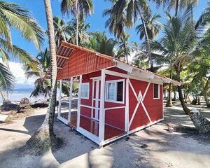 2D/1N San Blas Paradise Island Stay + Boat Tour- Oceanfront Cabin