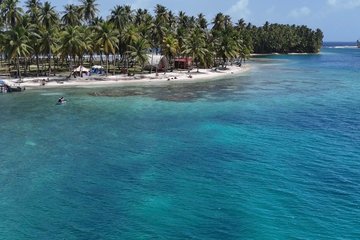 Private island in San Blas with Glamping and Tour